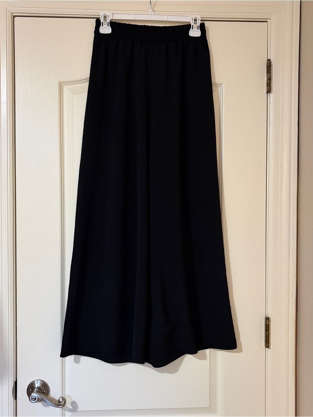 Black Wide-Leg Women's Pants